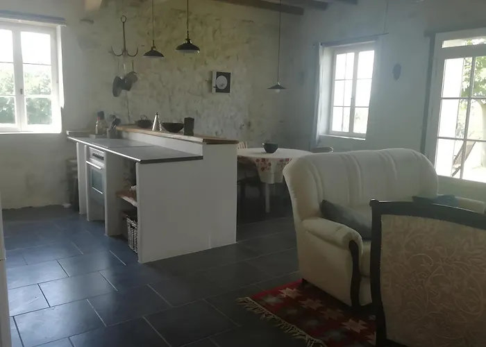 Vakantiehuis Laurelie, Un Ecrin De Serenite